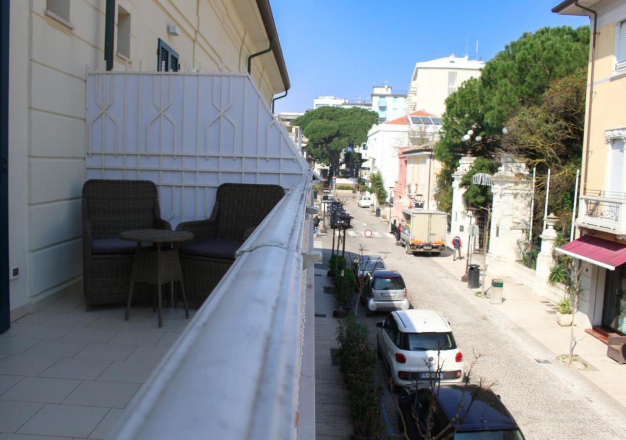 Bmp Apartment Atmosphere 1 Centrale Con Garage ريتشوني المظهر الخارجي الصورة